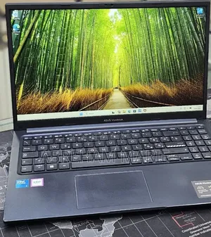 New Laptop Asus VivoBook 15 X505BA 16GB Intel Core 5 SSD 512GB
