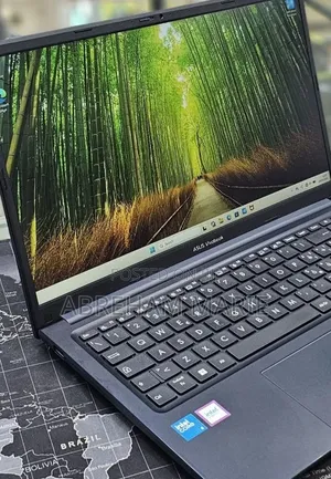 New Laptop Asus VivoBook 15 X505BA 16GB Intel Core 5 SSD 512GB