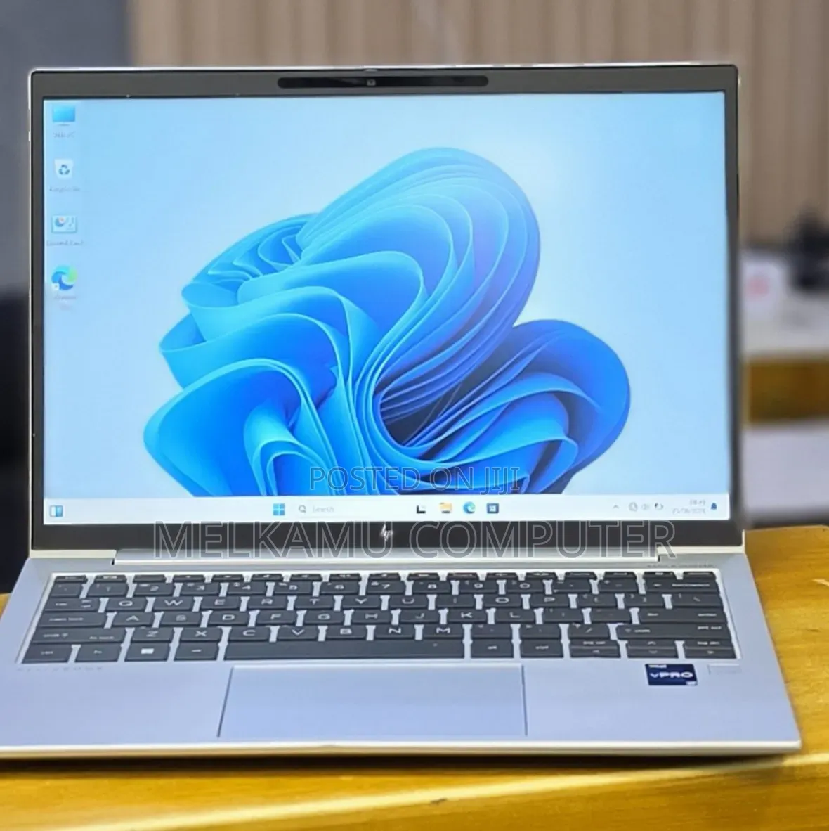 New Laptop HP Elitebook 830 G11 16GB Intel Core i7 SSD 512GB