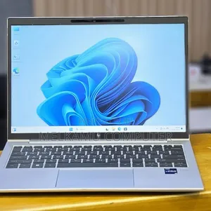 New Laptop HP Elitebook 830 G11 16GB Intel Core i7 SSD 512GB