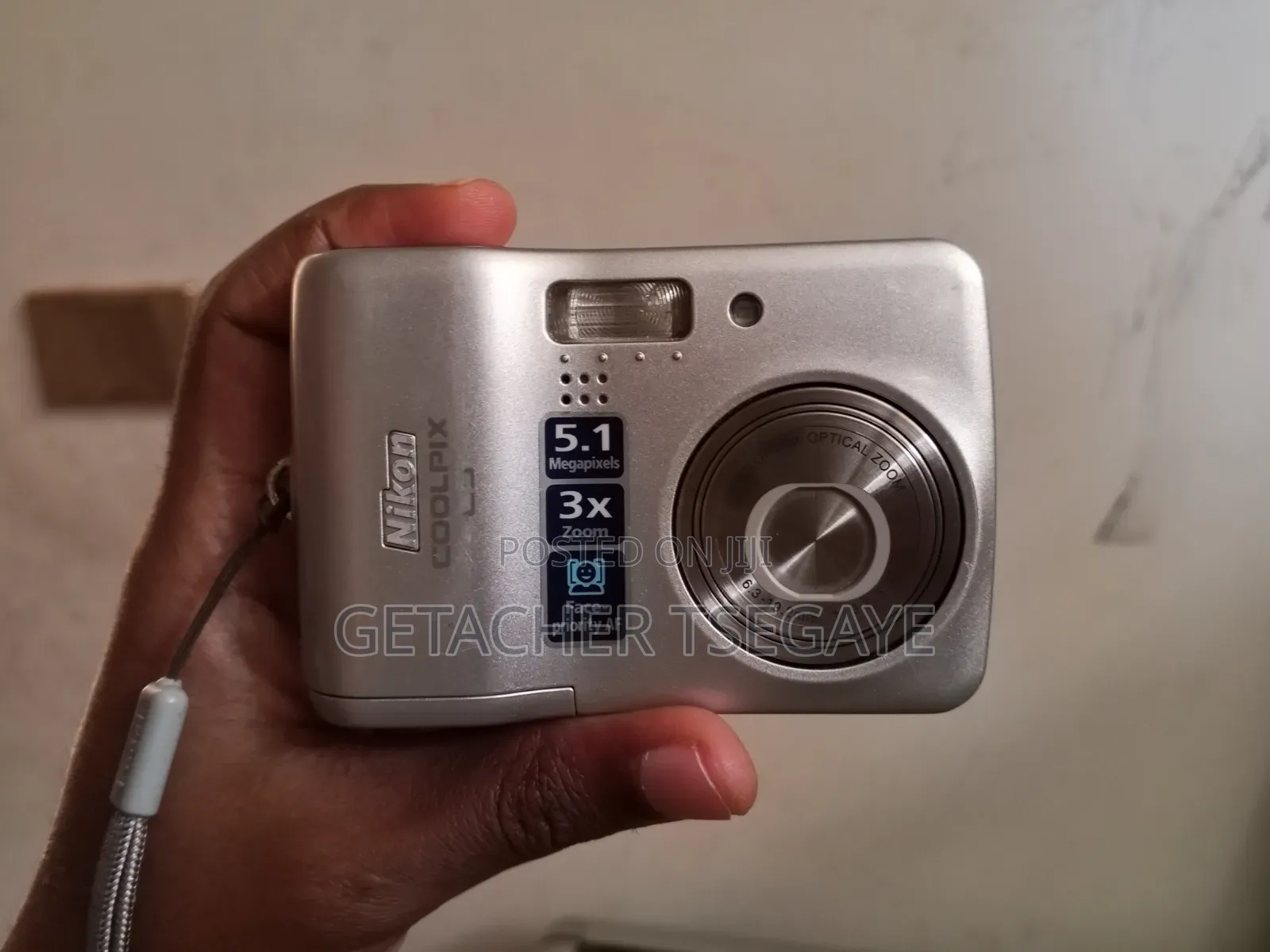 Nikon Coolpix L3 Vintage 5.1MP Digital Camera (Excellent Condition)