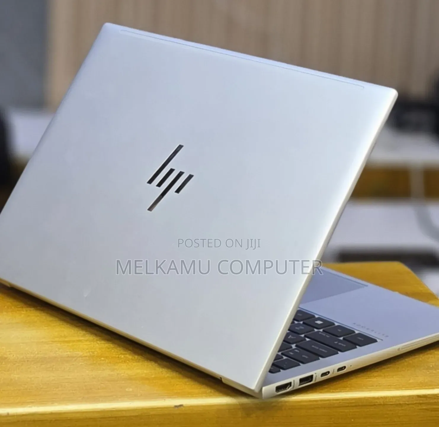 New Laptop HP Elitebook 830 G11 16GB Intel Core i7 SSD 512GB