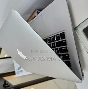 New Laptop Apple MacBook Air 2013 4GB Intel Core i5 SSD 128GB