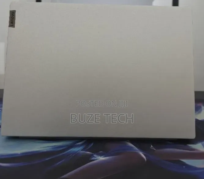 New Laptop Lenovo 16GB AMD Ryzen 7 SSD 512GB