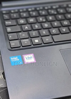 New Laptop Asus VivoBook 15 X505BA 16GB Intel Pentium SSD 512GB