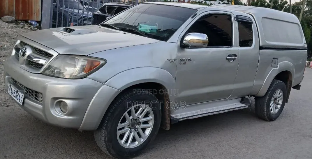 Toyota Hilux 2008 Silver