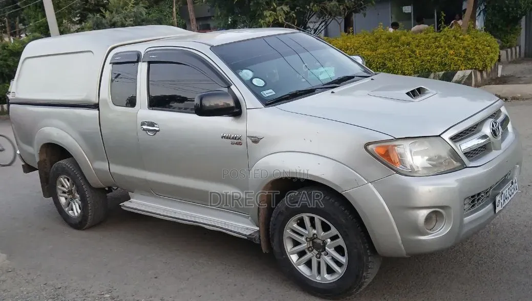 Toyota Hilux 2008 Silver
