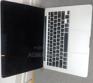 New Laptop Apple MacBook Pro 2013 8GB Intel Core i5 SSD 256GB