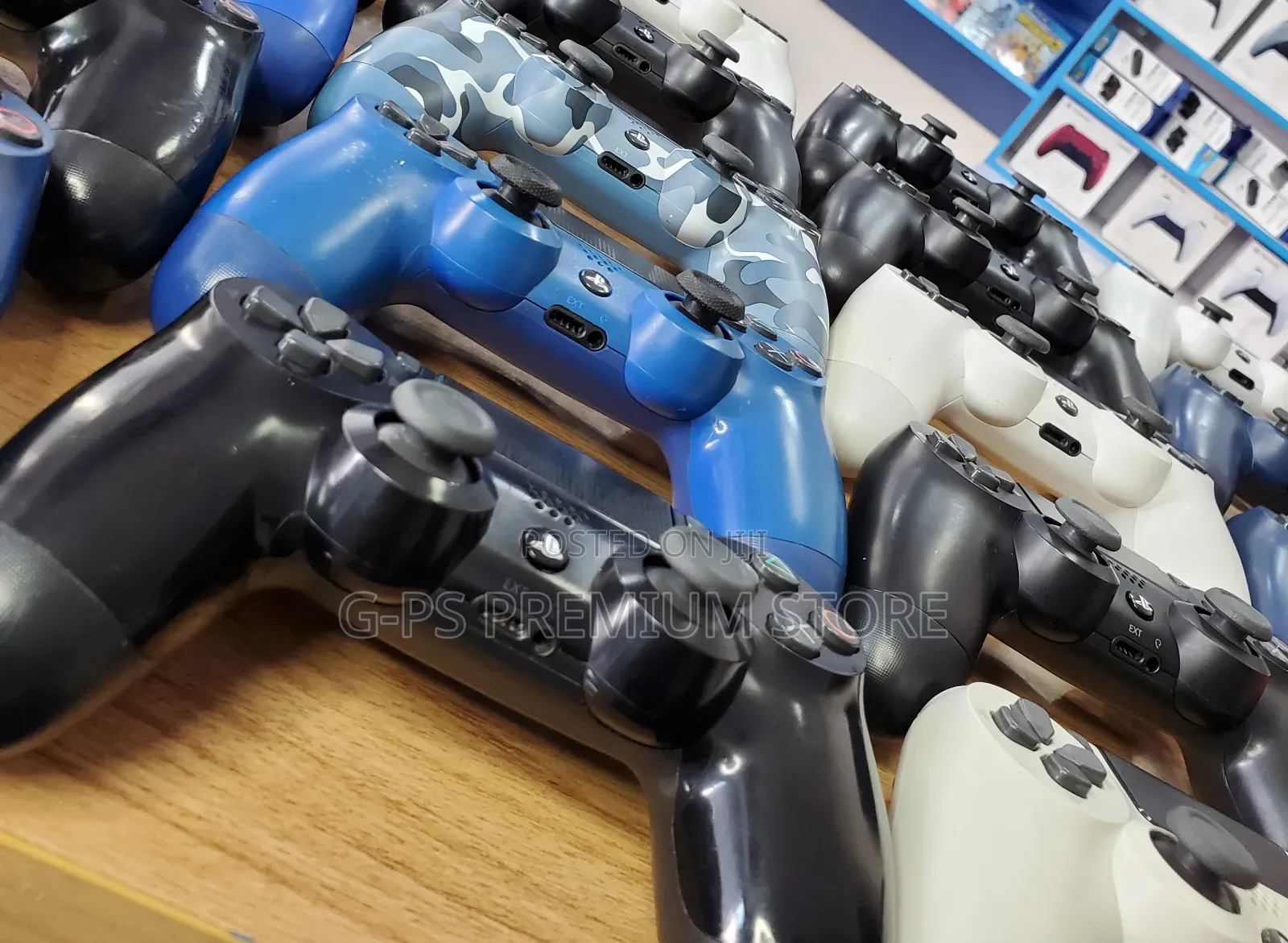 PS4 Original Joystick | 100% ጥራት |  በፈለጉት ከለር መርጠው መውሰድ ይችላሉ