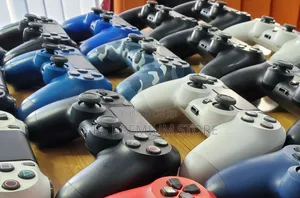 PS4 Original Joystick | 100% ጥራት |  በፈለጉት ከለር መርጠው መውሰድ ይችላሉ