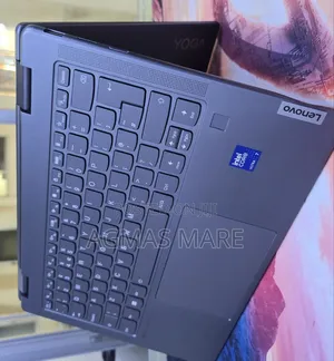 New Laptop Lenovo Yoga 7i 16GB Intel Core Ultra 7 SSD 512GB