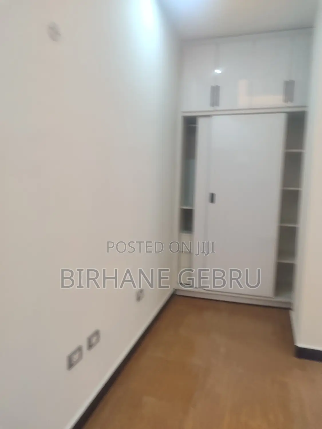 4bdrm Apartment in Luxury Apartimenu, Kirkos for rent