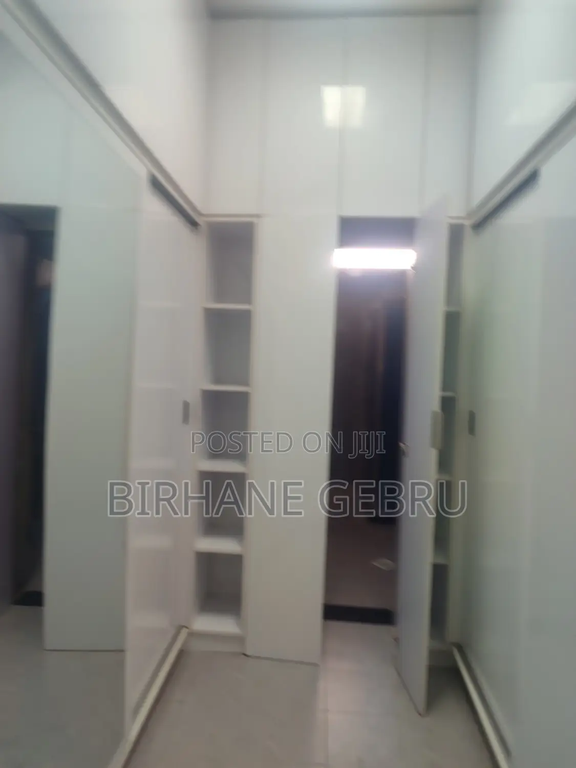 4bdrm Apartment in Luxury Apartimenu, Kirkos for rent