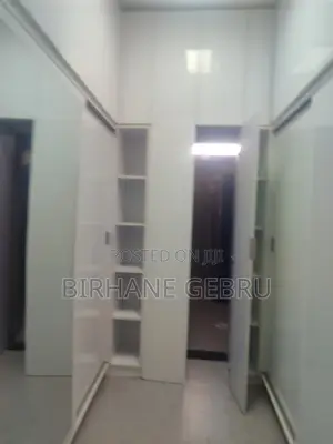 4bdrm Apartment in Luxury Apartimenu, Kirkos for rent