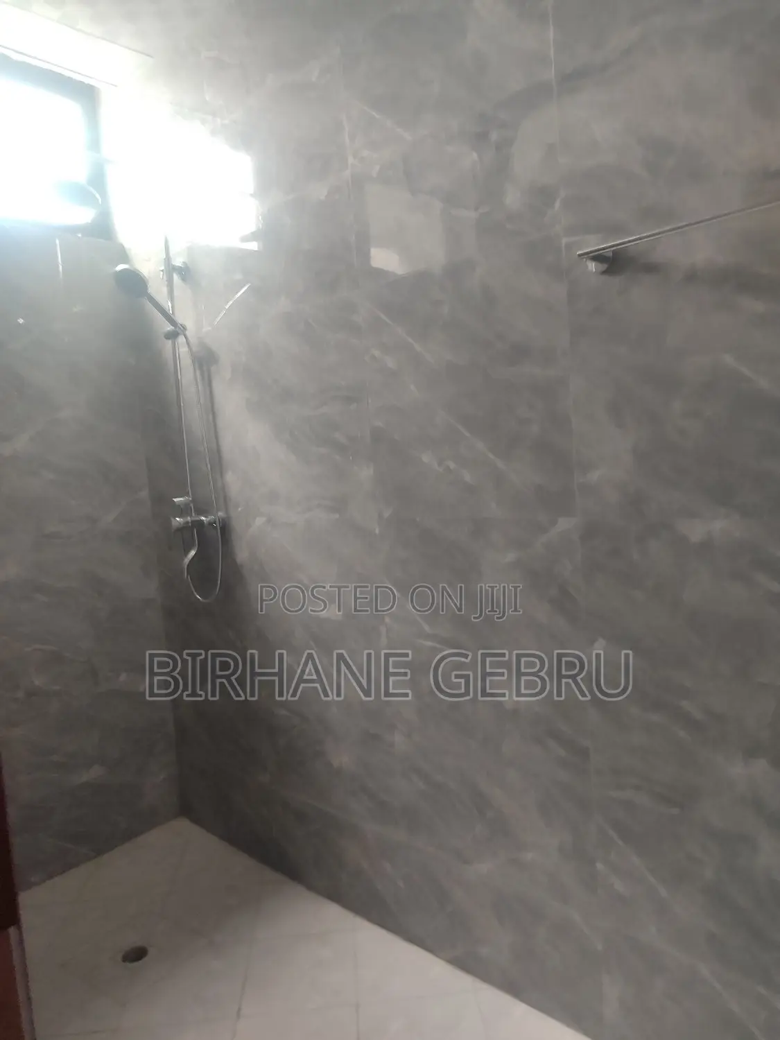 4bdrm Apartment in Luxury Apartimenu, Kirkos for rent