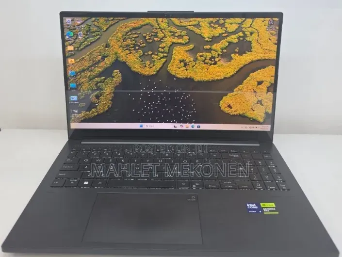 New Laptop Asus Vivobook Pro 15 OLED 16GB Intel Core Ultra 9 SSD 512GB