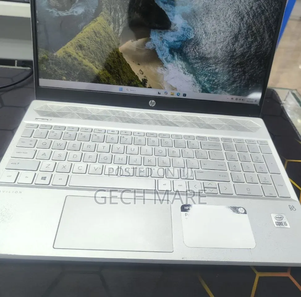 New Laptop HP Pavilion 15 16GB Intel Core i5 SSD 512GB