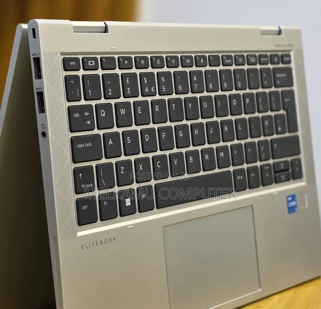 New Laptop HP EliteBook 830 G8 16GB Intel Core i5 SSD 512GB