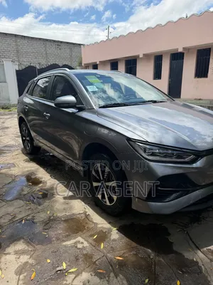 BYD E2 43 kWh 94 hp FWD 2025 Gray