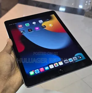 New Apple iPad Air 64 GB Silver