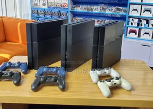 Ps 4 Fat Jailbreak 100% ጥራት 2 Original Joystick በፈለጉት GB መርጠው መውሰድይችላሉ