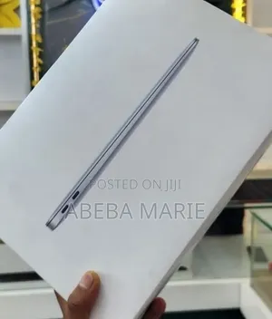 New Laptop Apple MacBook Air 2020 M1 8GB Apple M1 SSD 256GB