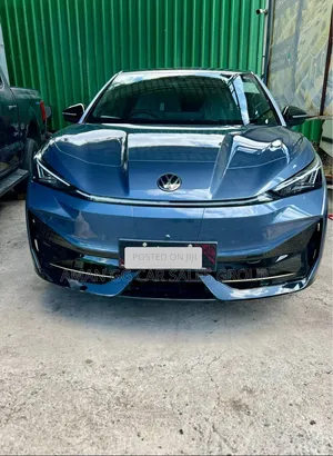 New Volkswagen ID.7 2025 Blue