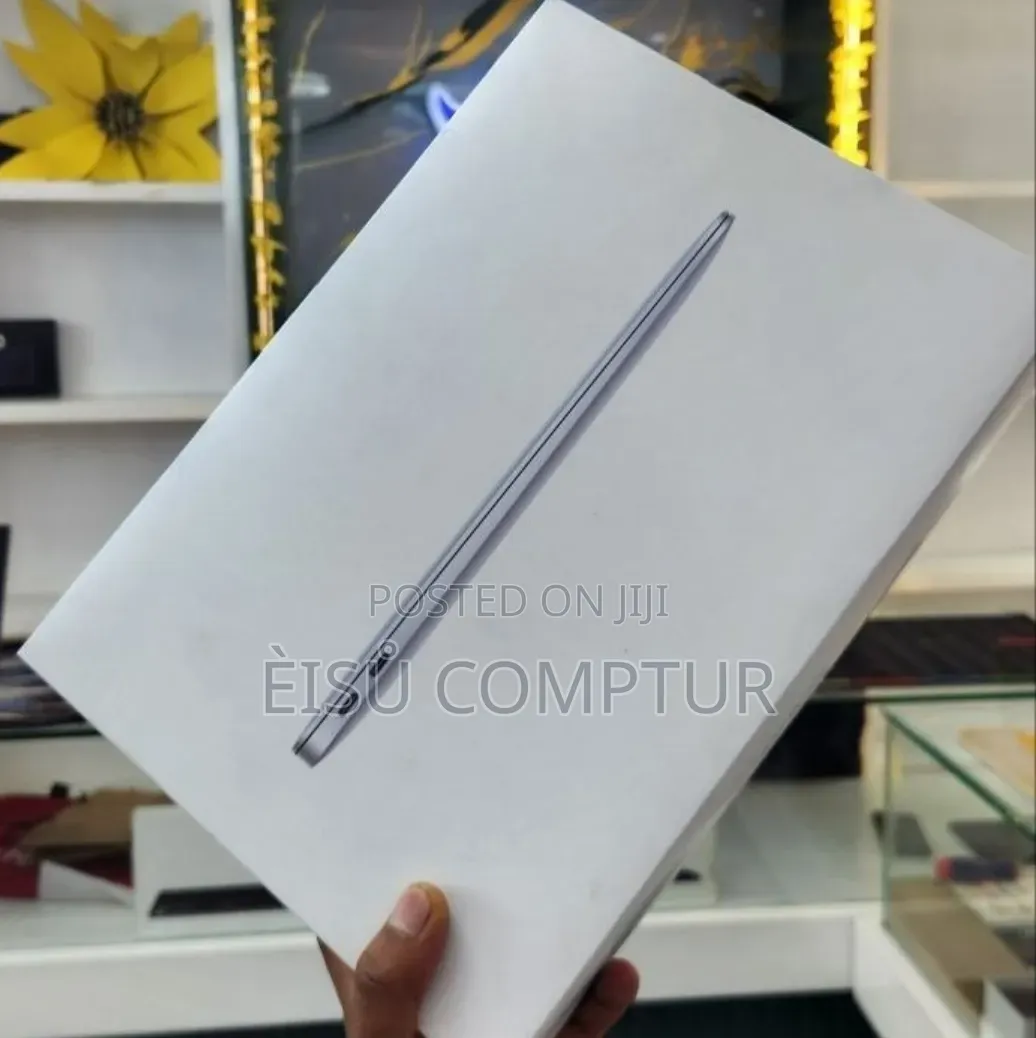 New Laptop Apple MacBook Air 2020 M1 8GB Apple M1 SSD 256GB
