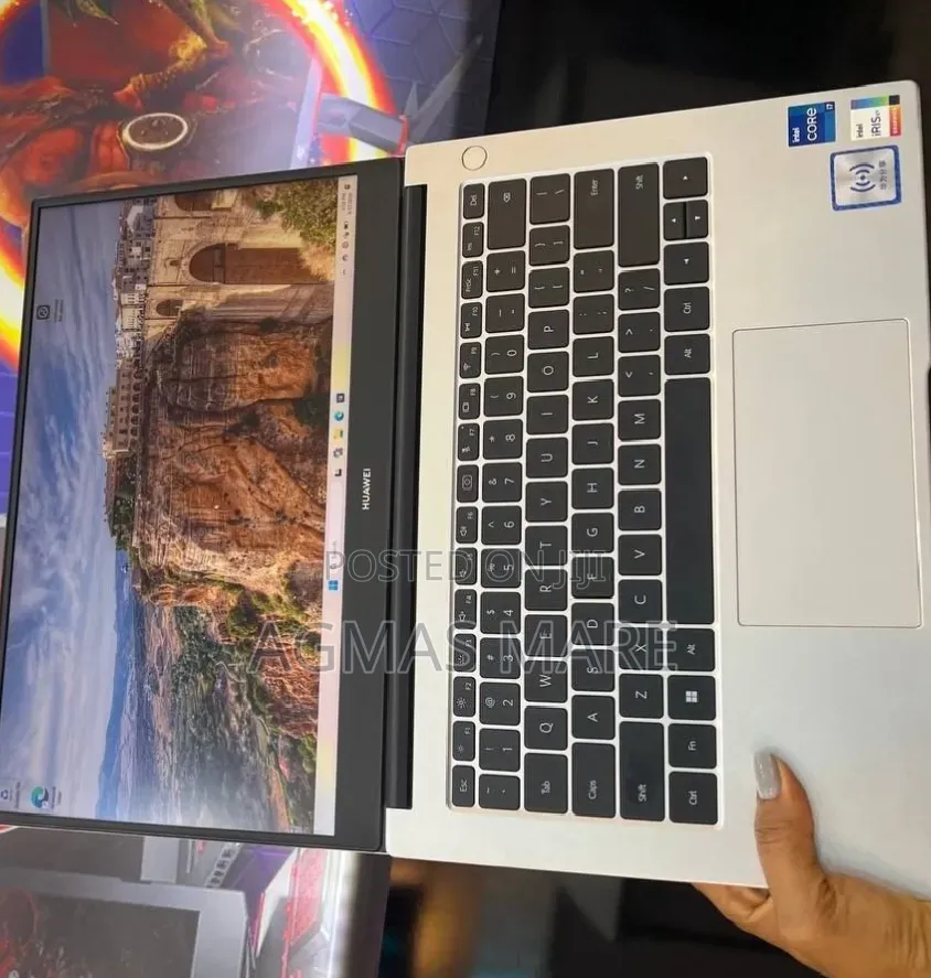 New Laptop Huawei MateBook D 14 16GB Intel Core i7 SSD 512GB