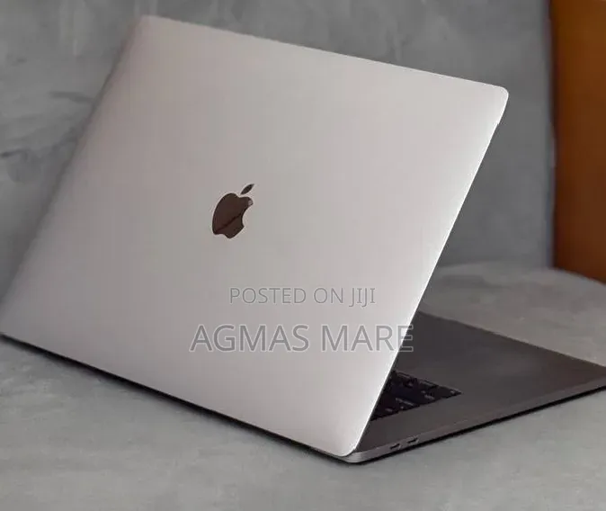 New Laptop Apple MacBook Pro 2019 16GB Intel Core i7 SSD 512GB