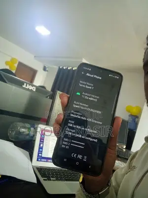 Tecno Spark 16 GB Black
