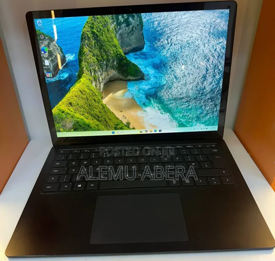 New Laptop Microsoft Surface Laptop 4 16GB Intel Core i7 SSD 512GB