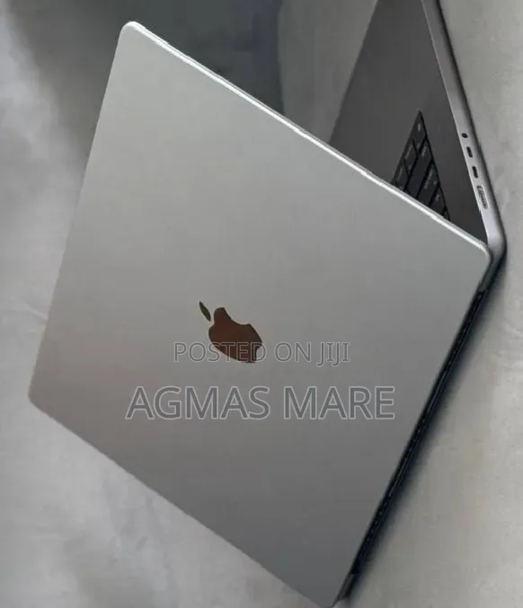New Laptop Apple MacBook Pro 2021 M1 16GB Apple M1 SSD 512GB