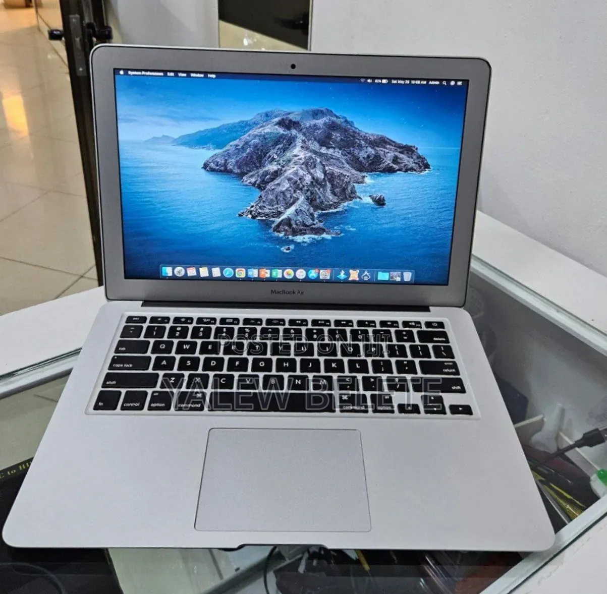 New Laptop Apple MacBook Air 2013 4GB Intel Core i5 SSD 128GB