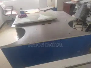 4-Sided Computer Lab Workstation / Student Training Desk
