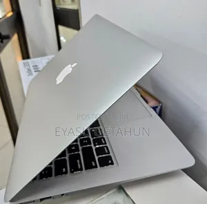 New Laptop Apple MacBook Air 2013 4GB Intel Core i5 SSD 128GB