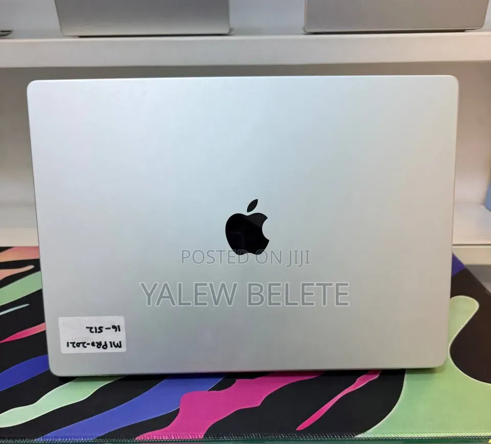 New Laptop Apple MacBook Pro 2021 M1 16GB Apple M1 Pro SSD 512GB