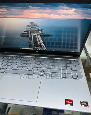 New Laptop HP Stream Notebook 8GB AMD Ryzen 5 SSD 512GB
