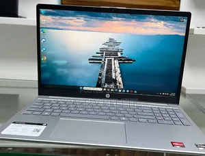 New Laptop HP Stream Notebook 8GB AMD Ryzen 5 SSD 512GB