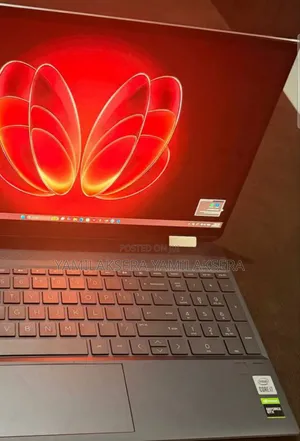 New Laptop HP Spectre X360 16GB Intel Core i7 SSD 1T