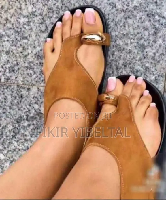 የሴቶች ኳሊቲ ጫማ ( Woman's Shoes)