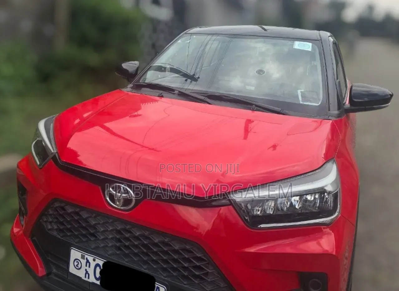 Toyota Raize 2022 Red