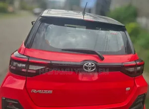 Toyota Raize 2022 Red