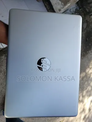 Laptop HP 4GB AMD Ryzen 3 HDD 1T