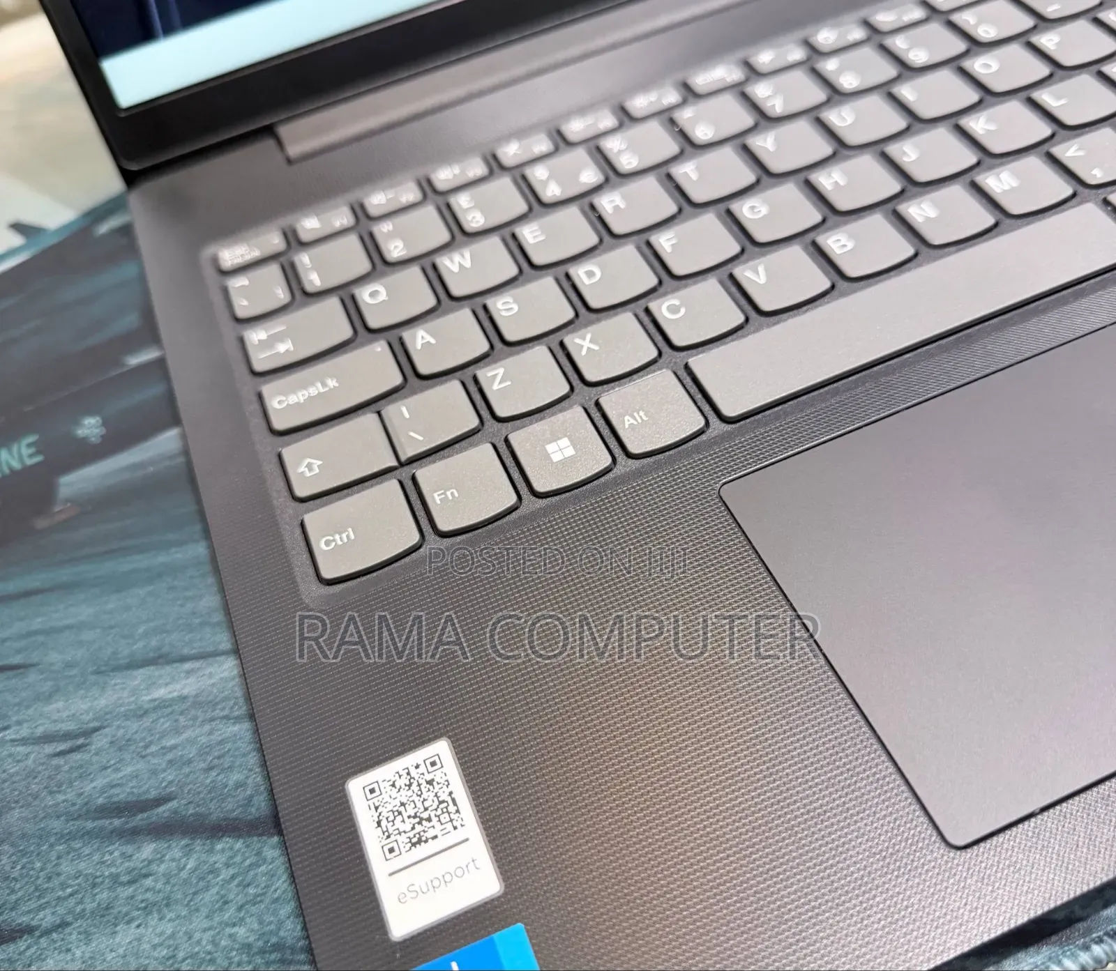 New Laptop Lenovo 8GB Intel Core i5 SSD 512GB