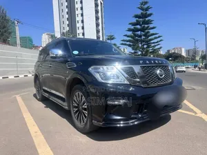 Nissan Patrol 2016 Gray