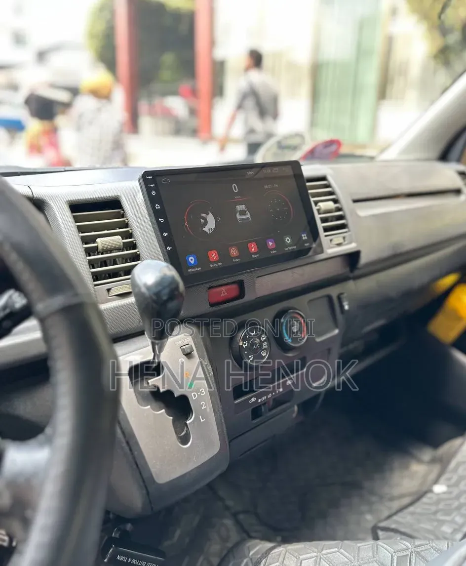 Toyota HiAce 2007 Black