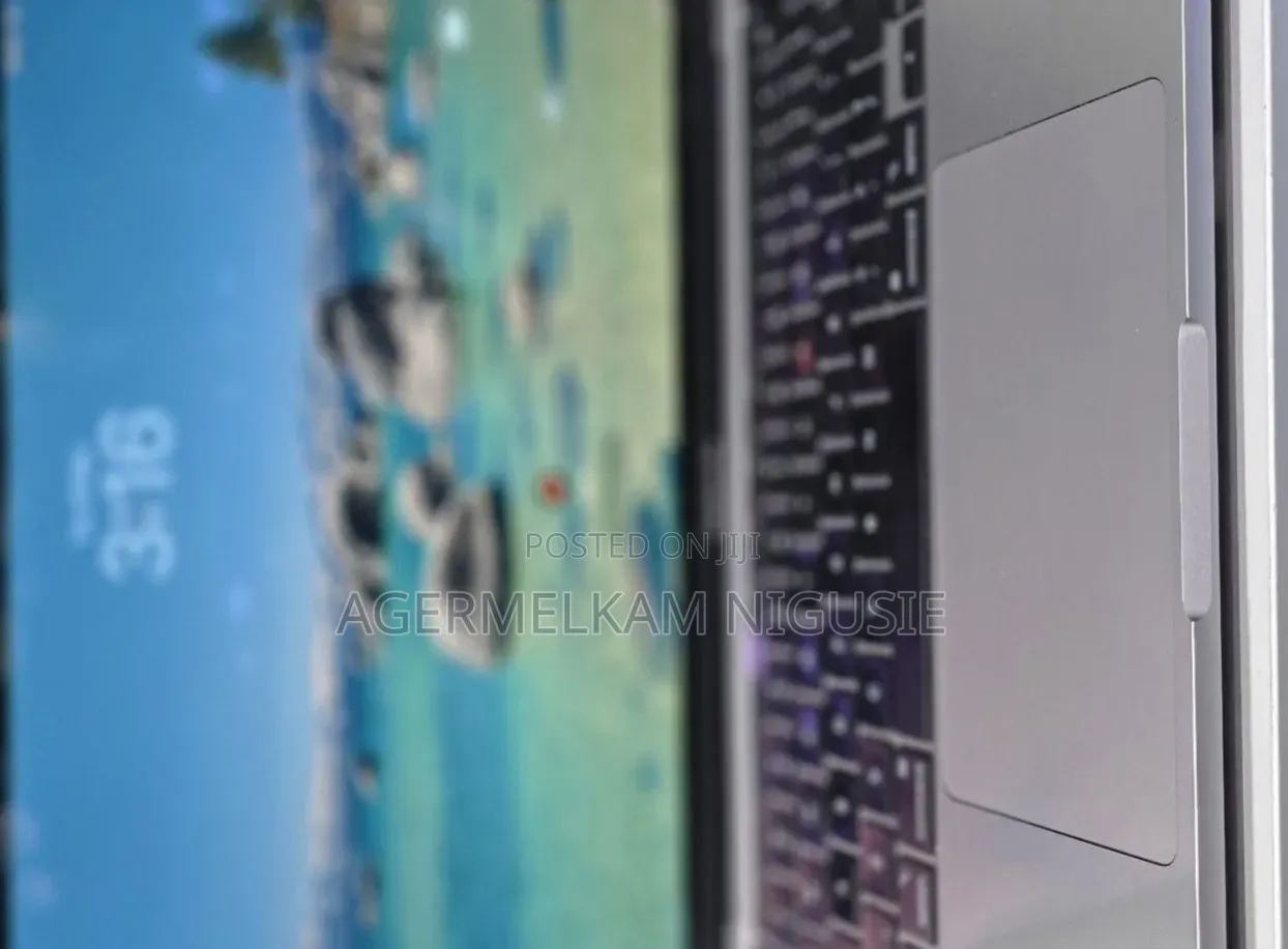 New Laptop Apple MacBook Air 2020 M1 16GB Intel Core i5 SSD 512GB