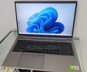 New Laptop HP ZBook 15 16GB Intel Core i7 SSD 512GB