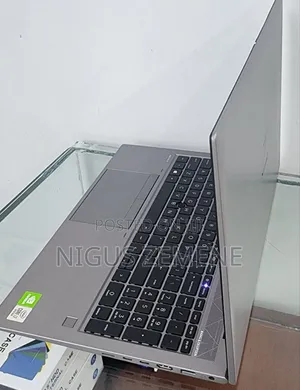 New Laptop HP ZBook 14 16GB Intel Core i7 SSD 512GB